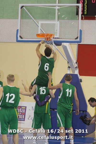 110924 sport 646_tn.jpg